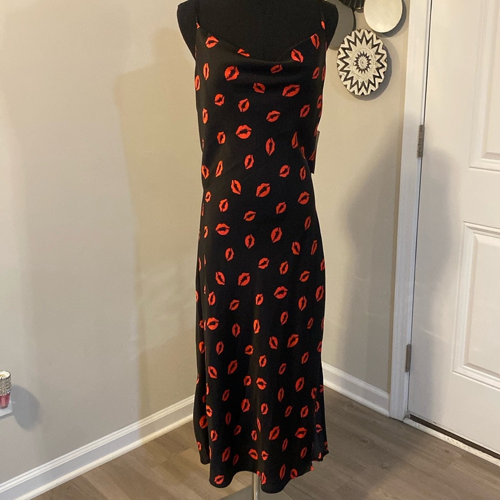 🎉HOST PICK 🎉 NWT Inspired Hearts Cowl Neck Slip Dress Size L